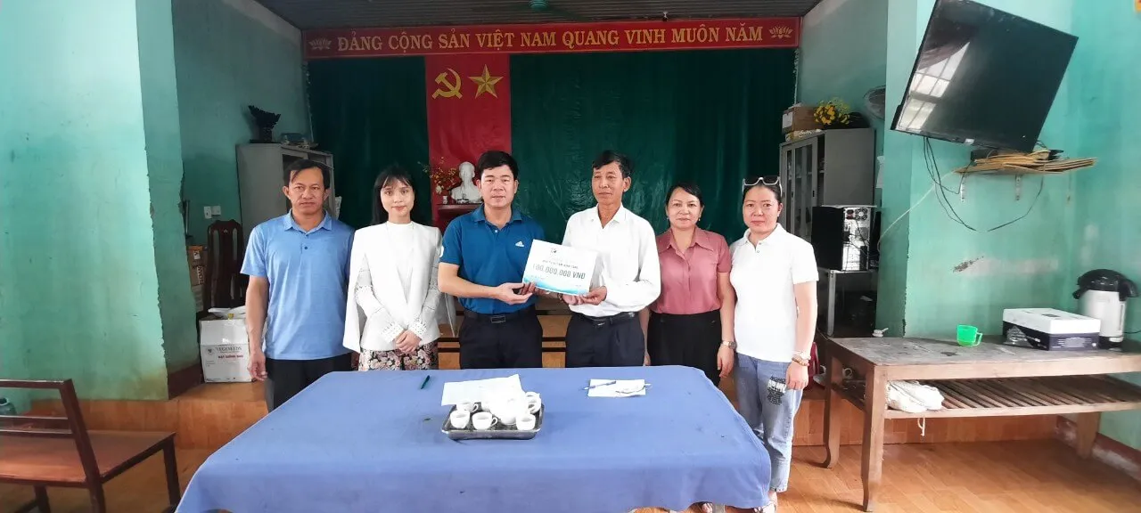 Trao hỗ trợ cho trường mầm non